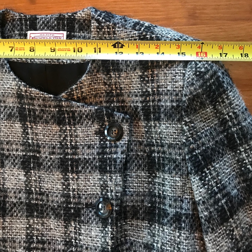 Pendleton 100% Pure Virgin Wool Buttoned Jacket - image 5